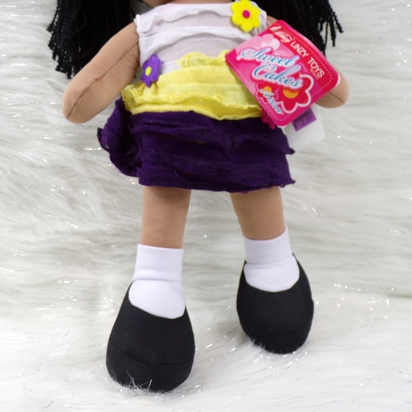 Sweet Cakes AISSA Plush Doll - Picture 5 of 7